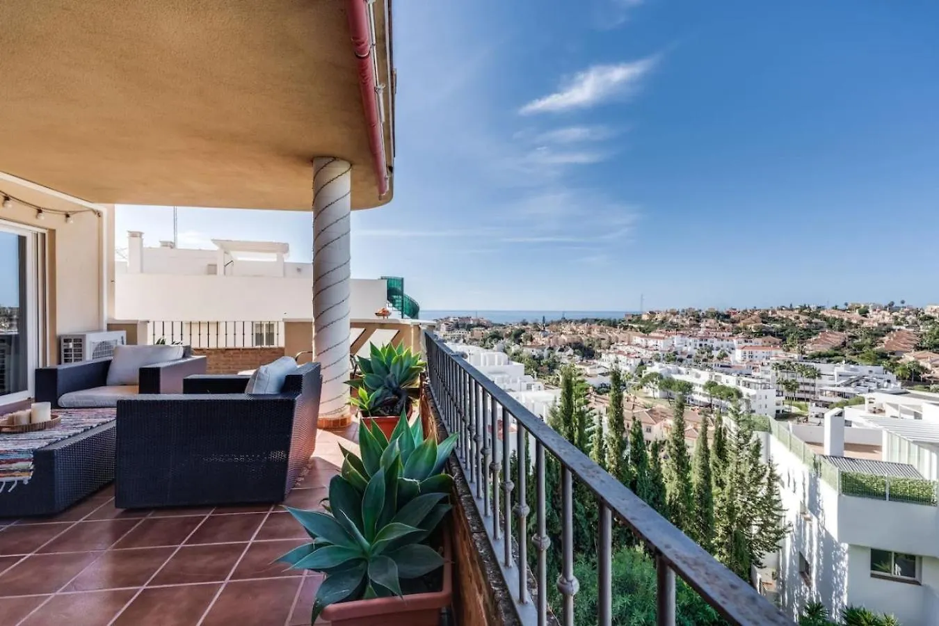Apartment Zonnig Appartement Met Heerlijk Terras In Mijas Spain