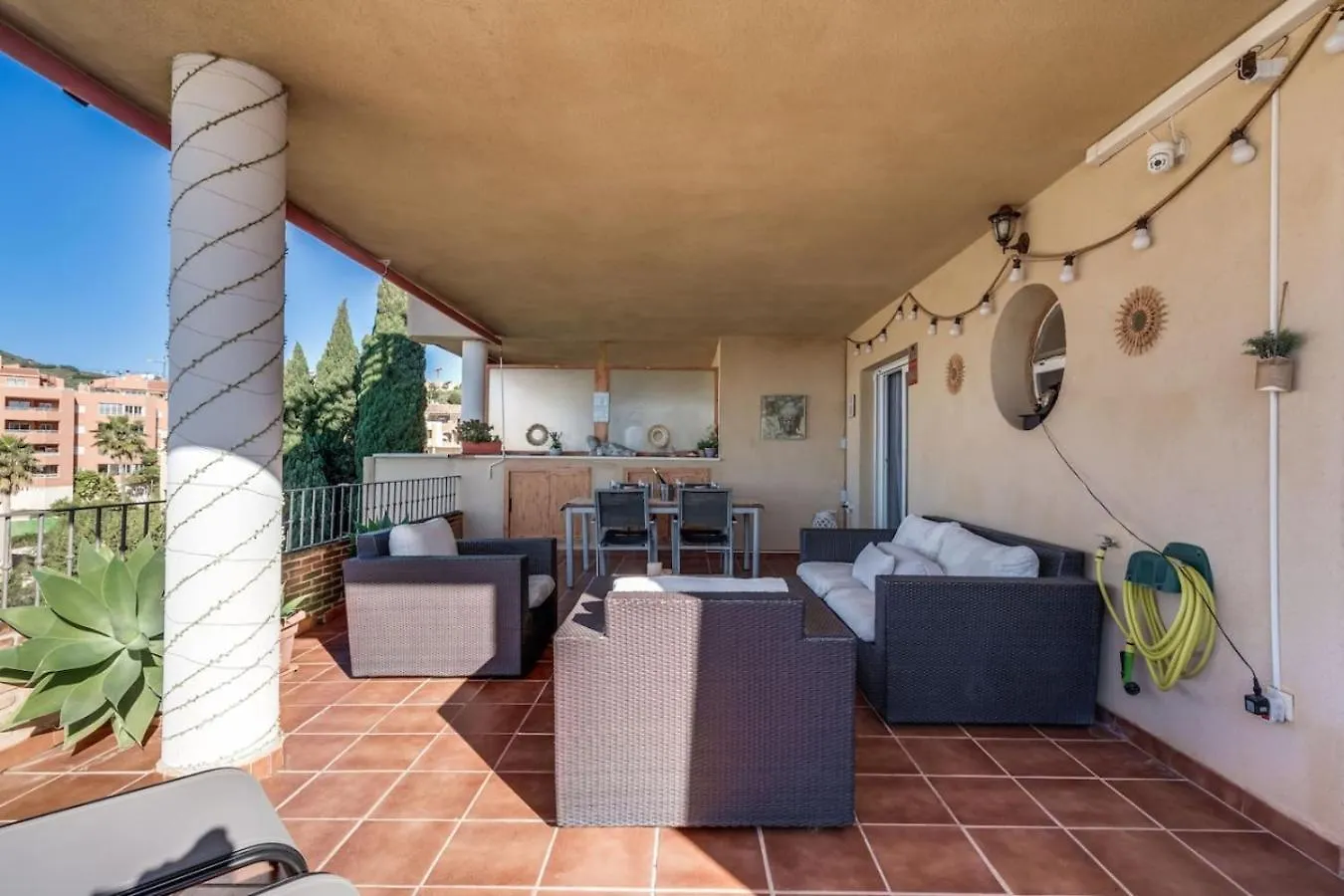 Apartment Zonnig Appartement Met Heerlijk Terras In Mijas